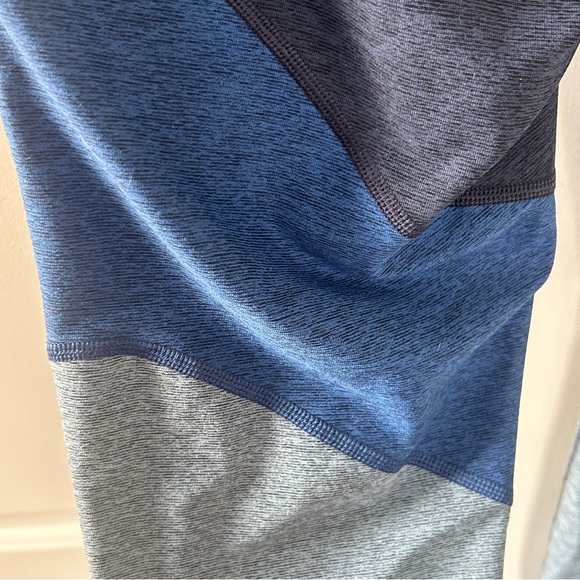 Outdoor Voices 7/8 Springs Leggings Tri-color Blue — Medium - Picture 3 of 3